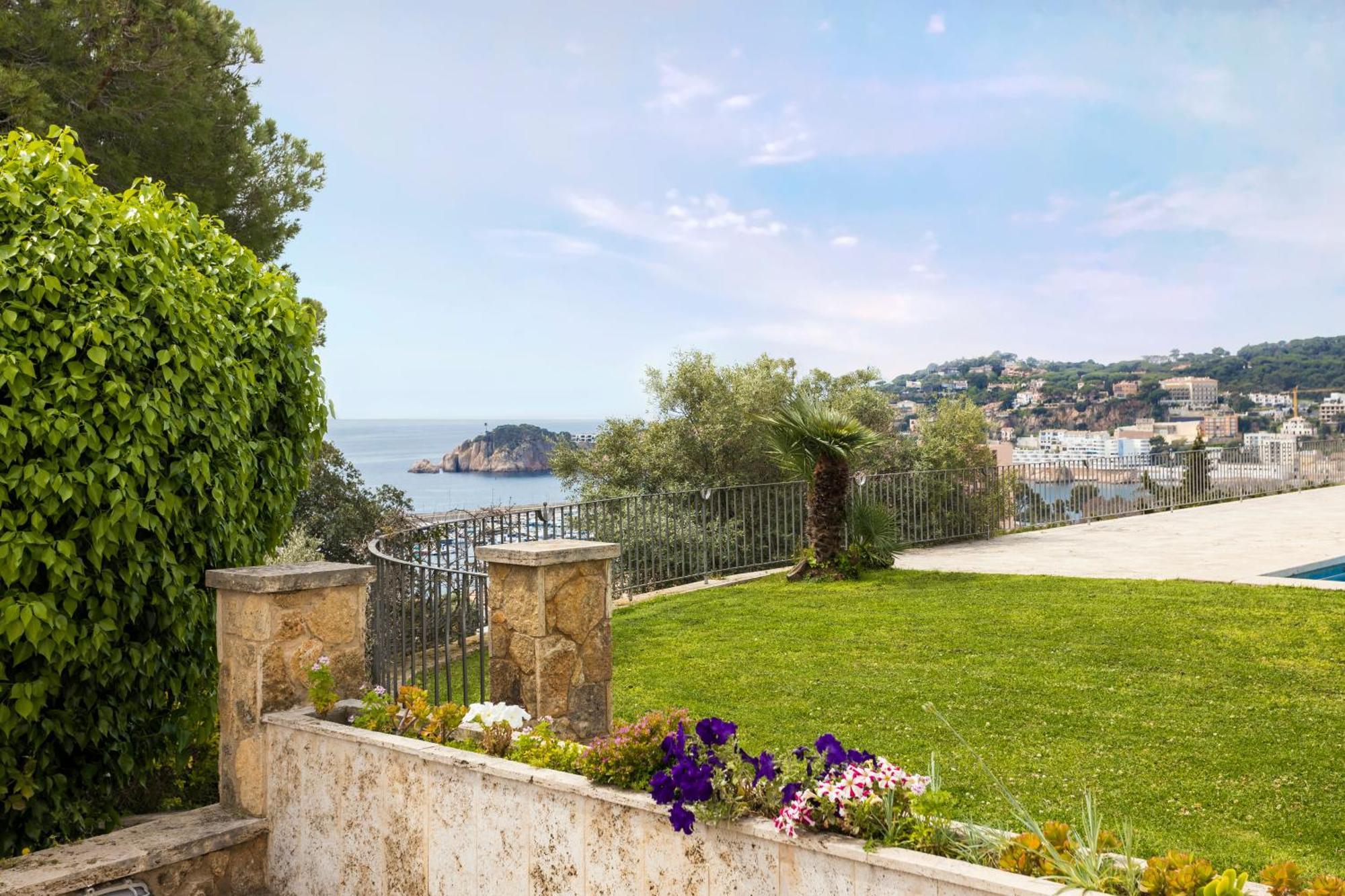 Villa Maricel Sant Feliu de Guíxols Extérieur photo
